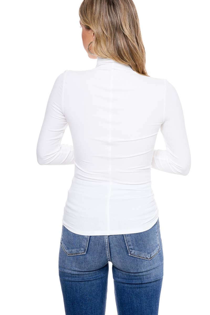 Ribbed Turtle Neck Top: White