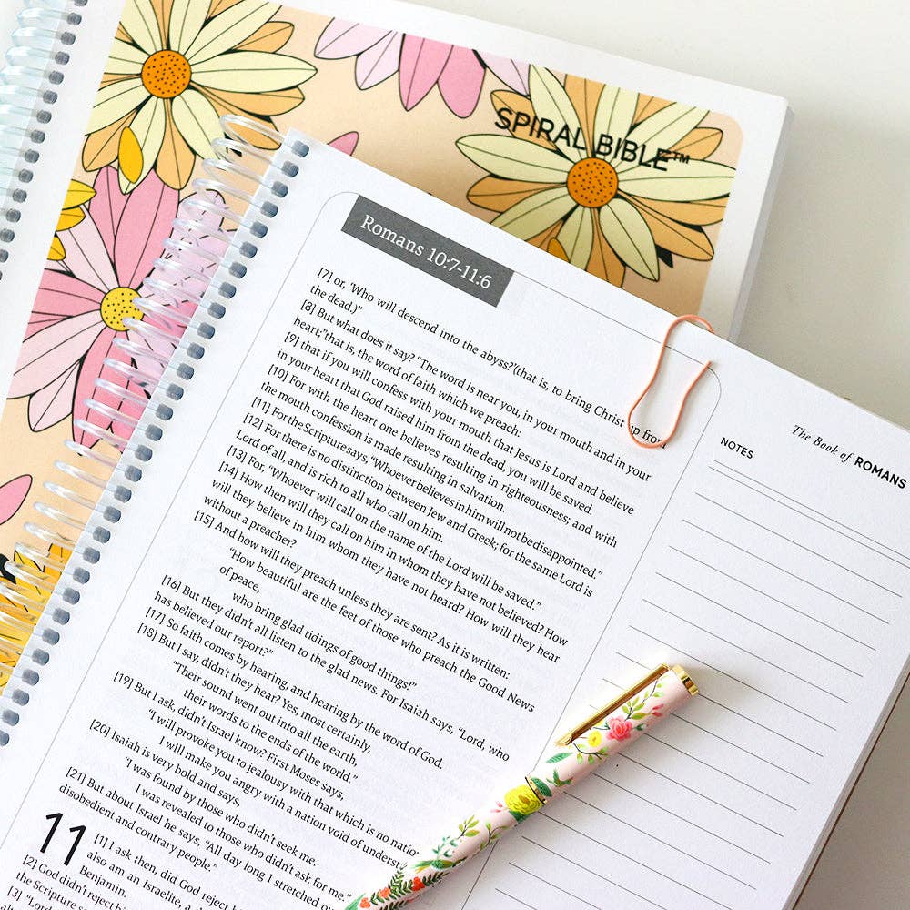 Spiral Bible™ WEB New Testament: Daisies