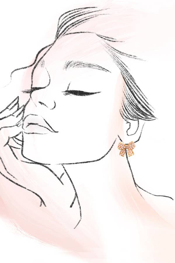 Mini Pearl Bow Gold Earrings: Gold