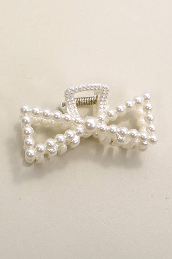 Bow Shaped Pearl Claw Clip