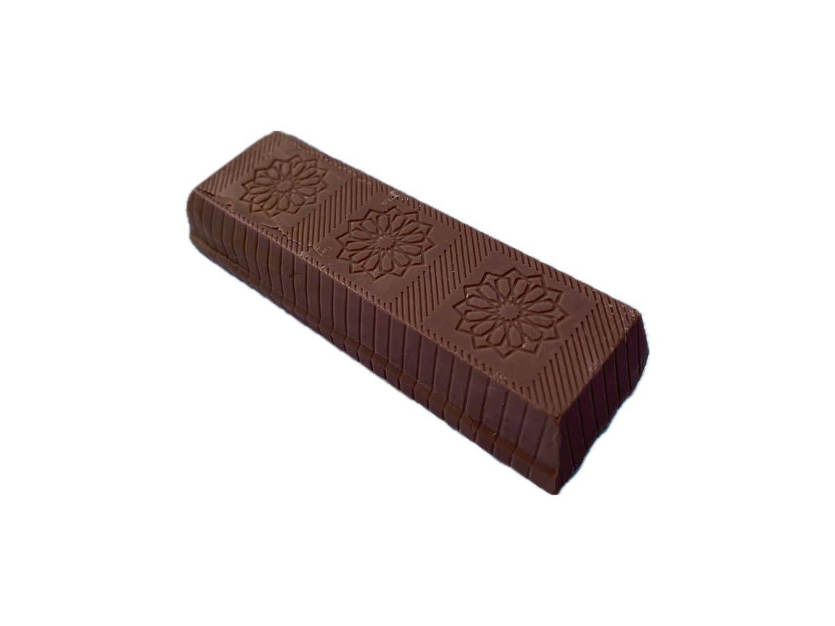 Pistachio Praline Dubai Chocolate Bar: 30 Pieces