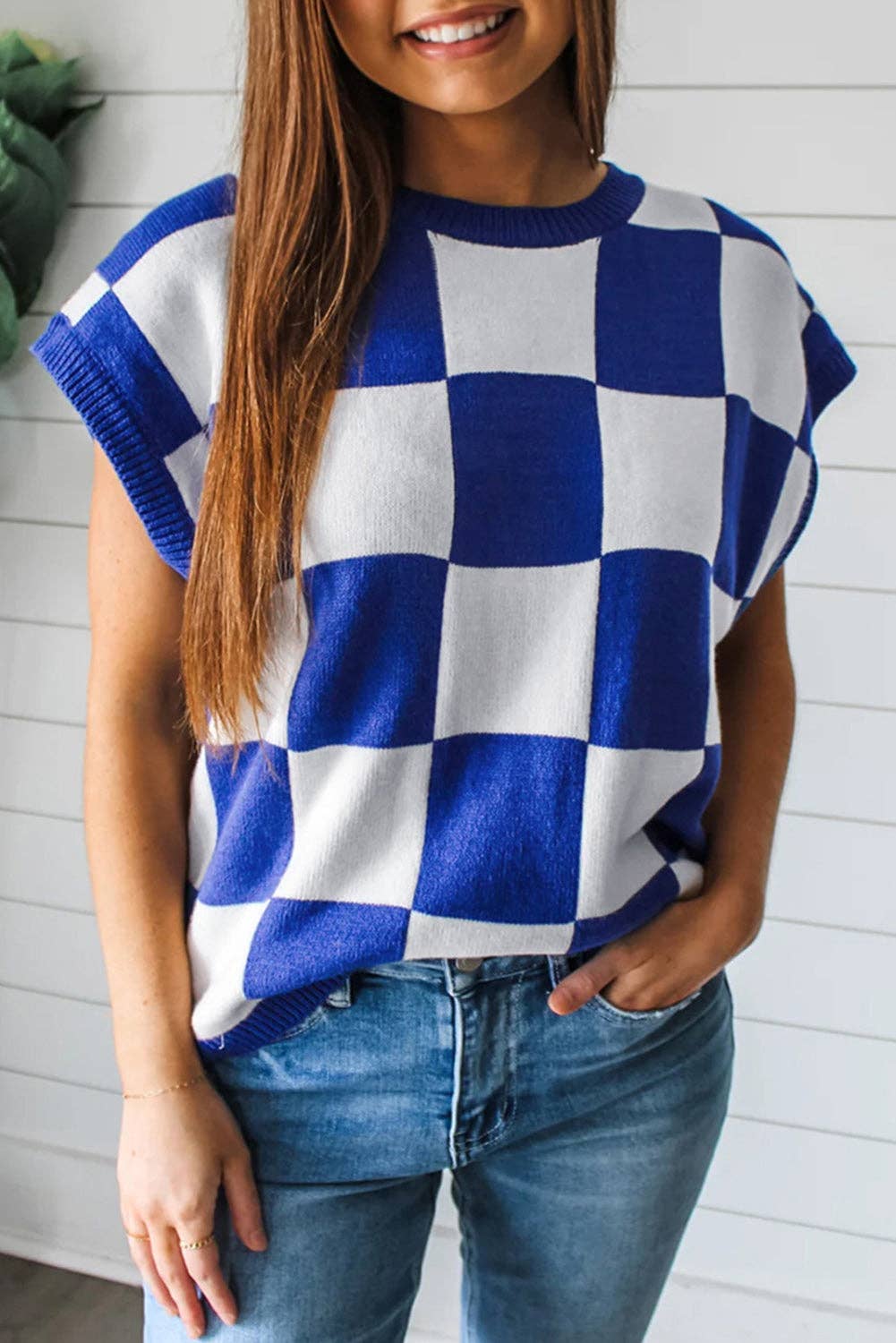 Checkerboard Round Neck Sweater Vest: Dark Blue