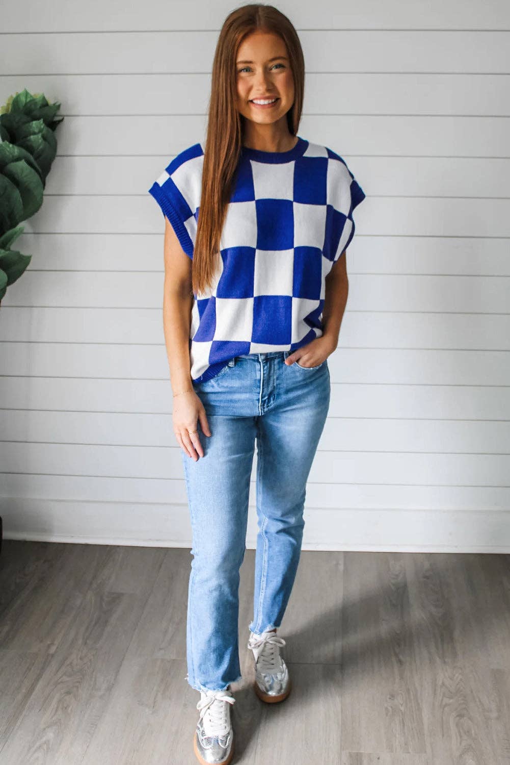 Checkerboard Round Neck Sweater Vest: Dark Blue
