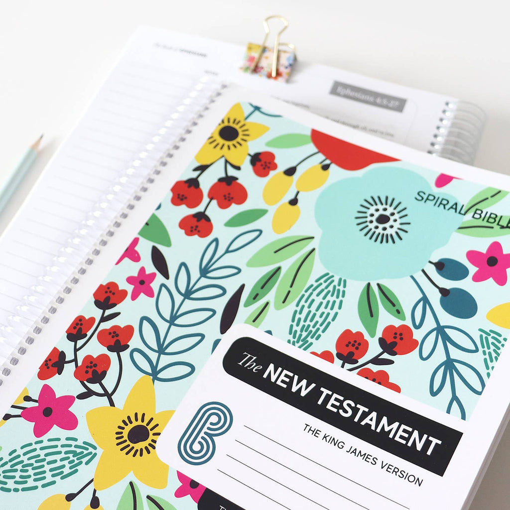 Spiral Bible™ KJV New Testament: Field of Flowers